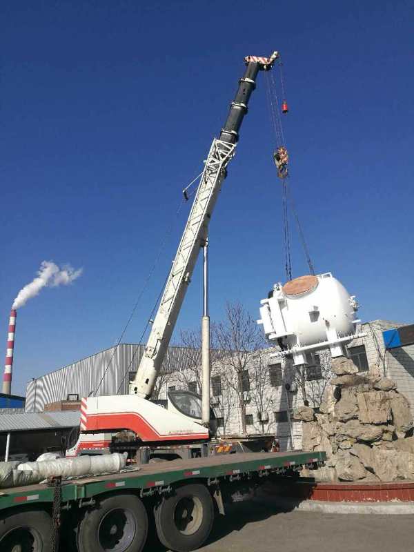 The new vacuum sintering furnace has arrived at production factory